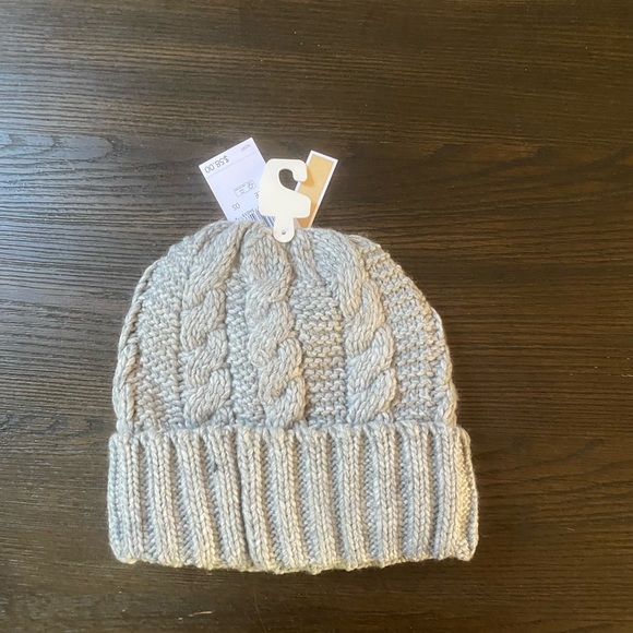 NEW AUTHENTIC Michael Kors gray beanie